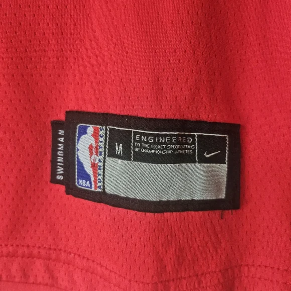 Nike Youth Boys Chicago Bulls #23 Michael Jordan Swingman Tank Jersey, Size M - Picture 2 of 5